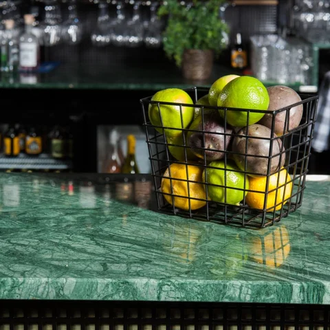 Verde-Guatemala-marmorbord-i-